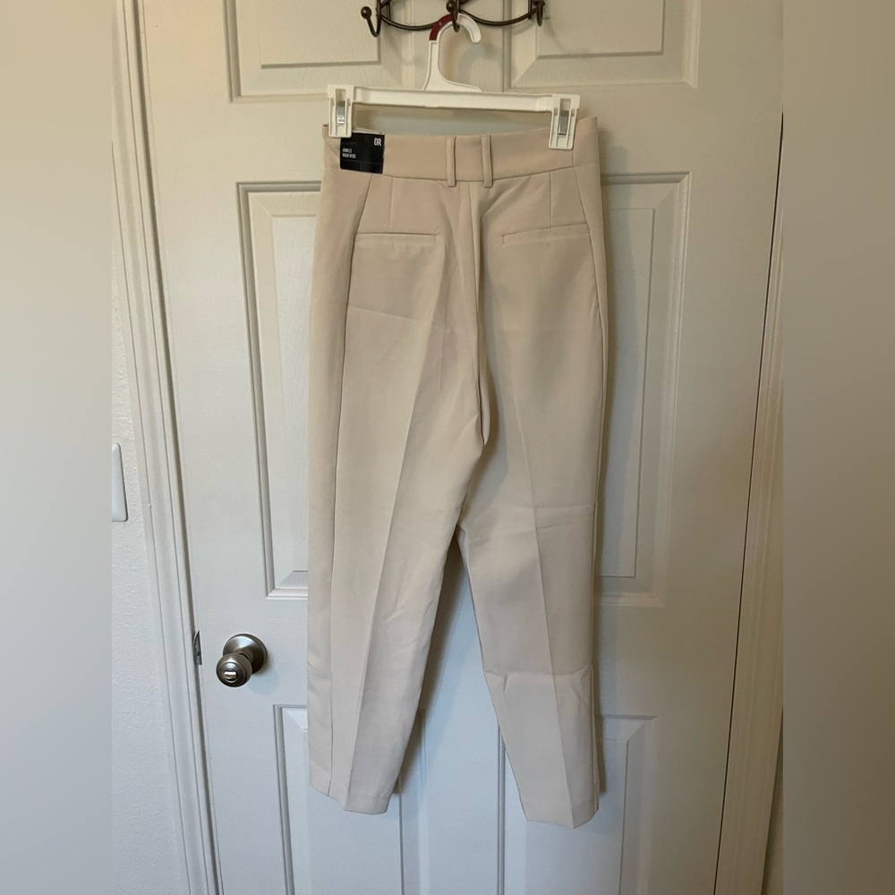 Beige pants - Picture 2 of 4